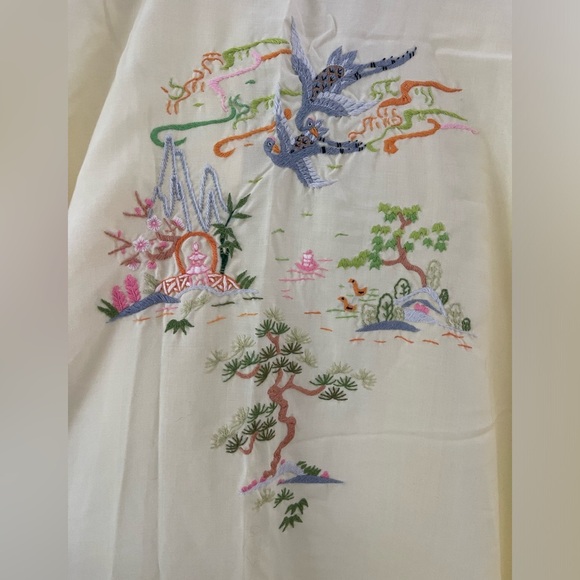 Vintage Yellow Women's Embroidered Kimono Robe size M - Picture 4 of 10